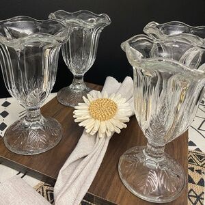 Set of 4 Vintage Italy "Fidenza" Ruffle/Tulip Clear Glass Dessert Dishes